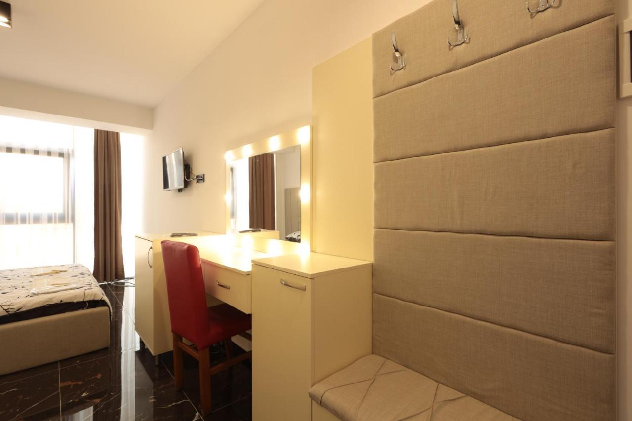 Hotel Ema تيتوفو المظهر الخارجي الصورة