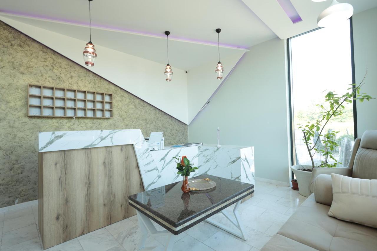 Hotel Ema تيتوفو المظهر الخارجي الصورة